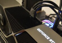 The new NVIDIA RTX 4070 graphics card could be on the way, according to the latest leak La NVIDIA GeForce RTX 4080 sobre una mesa de madera