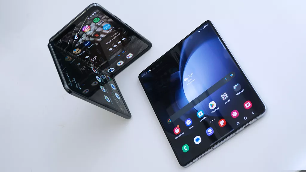 Samsung Galaxy Z Fold 5 vs. Google Pixel Fold - NewForTech