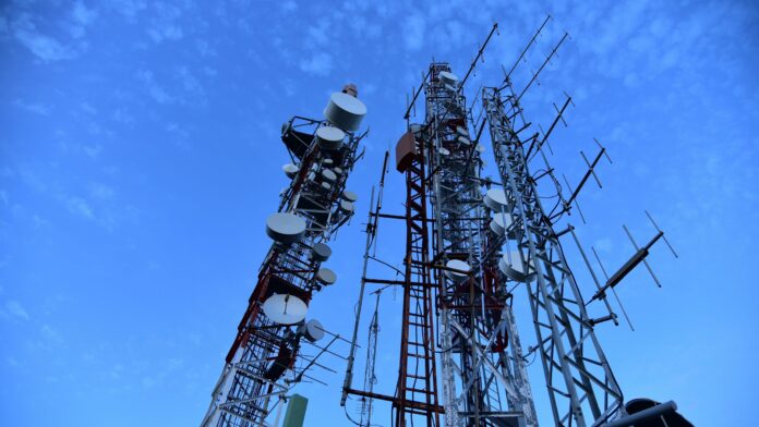 Falling prices in telecoms: A consumer win with hidden risks?