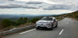 Volvo ES90