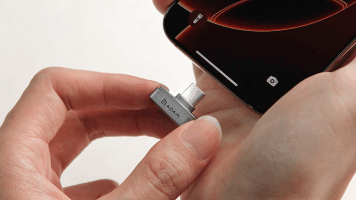 Meet the thumb-sized SSD that moves gigabytes in seconds iKlips S USB-C SSD