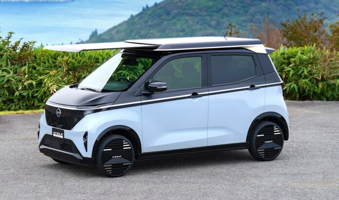 Nissan made a nifty solar panel system for its Sakura Nissan made a nifty solar panel system for its Sakura EV