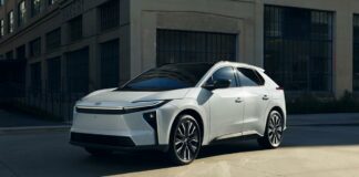 Toyota brings Apple Maps EV routing to its newest models