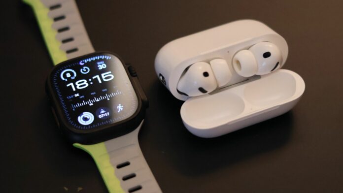 I measured the heart rate tracking of the AirPods Pro 3 against that of an Apple Watch Ultra 3 - here's how they compare