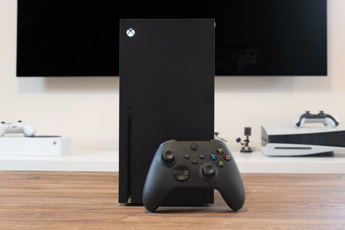 Xbox console revenue fell 30 percent year-over-year this summer