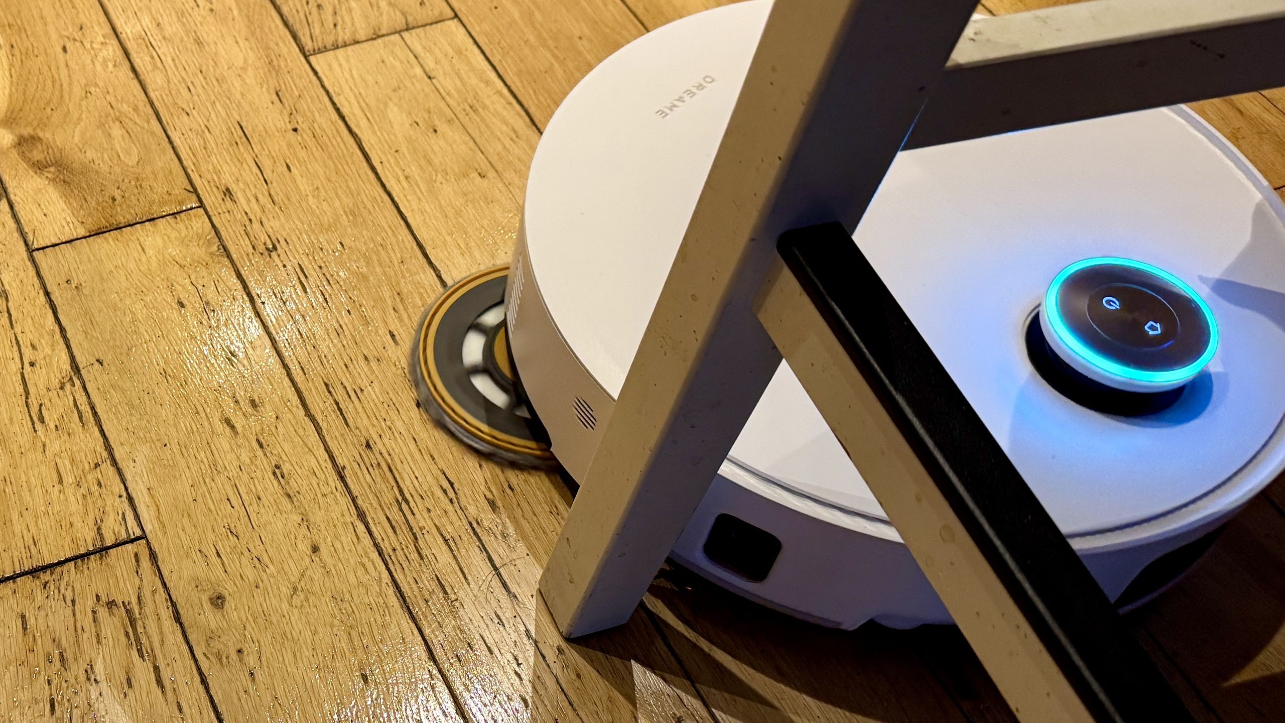 Dreame has just launched the robotic vacuum cleaner that all cleaning enthusiasts dream of