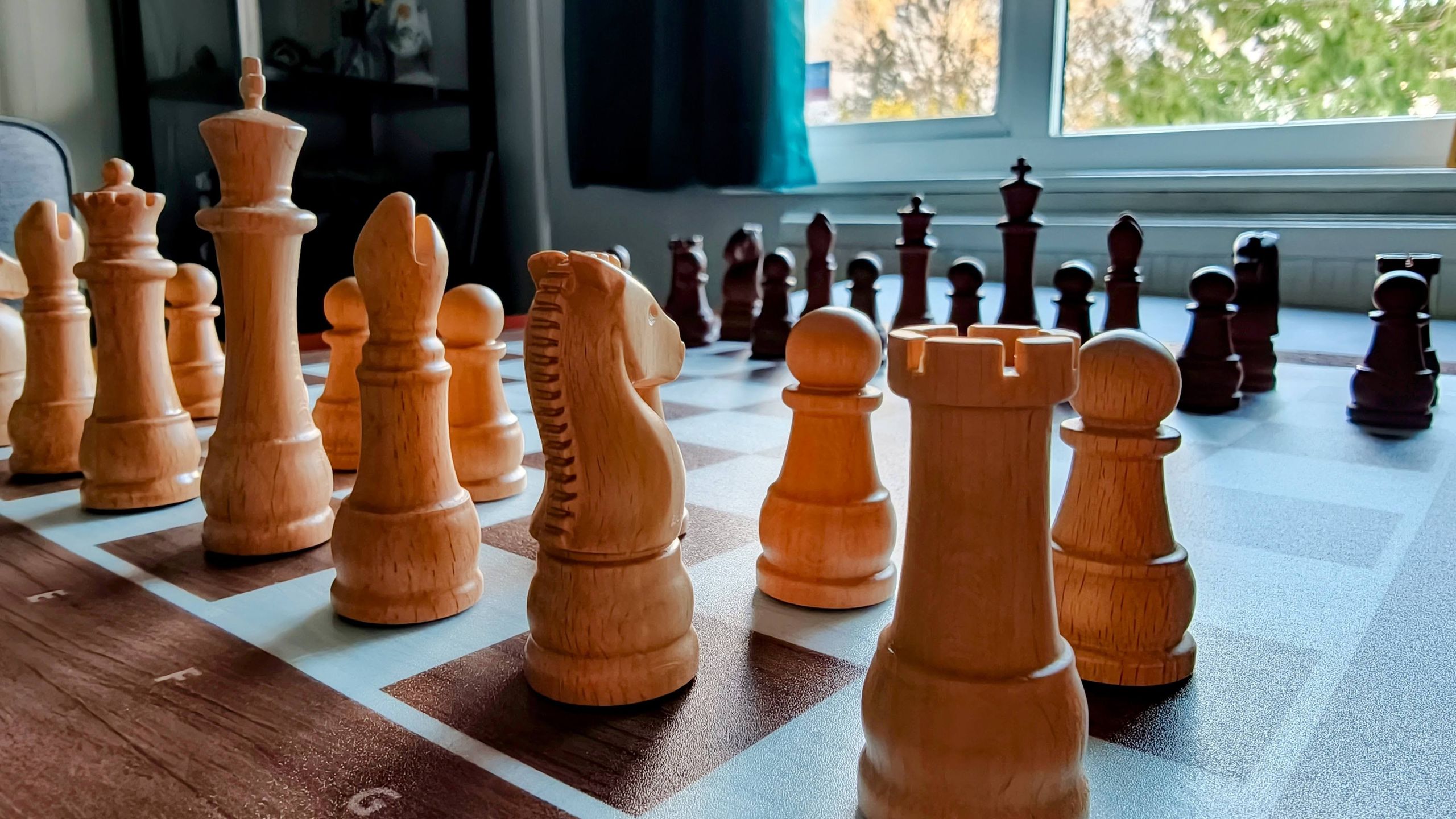 Forget light bulbs and smart glasses, I've fallen in love with a smart chess game