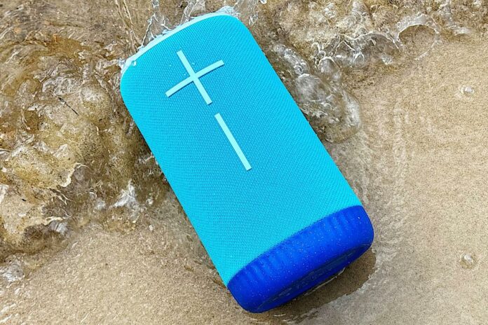 Ultimate Ears Everboom review: A powerful, floating outdoor speaker
