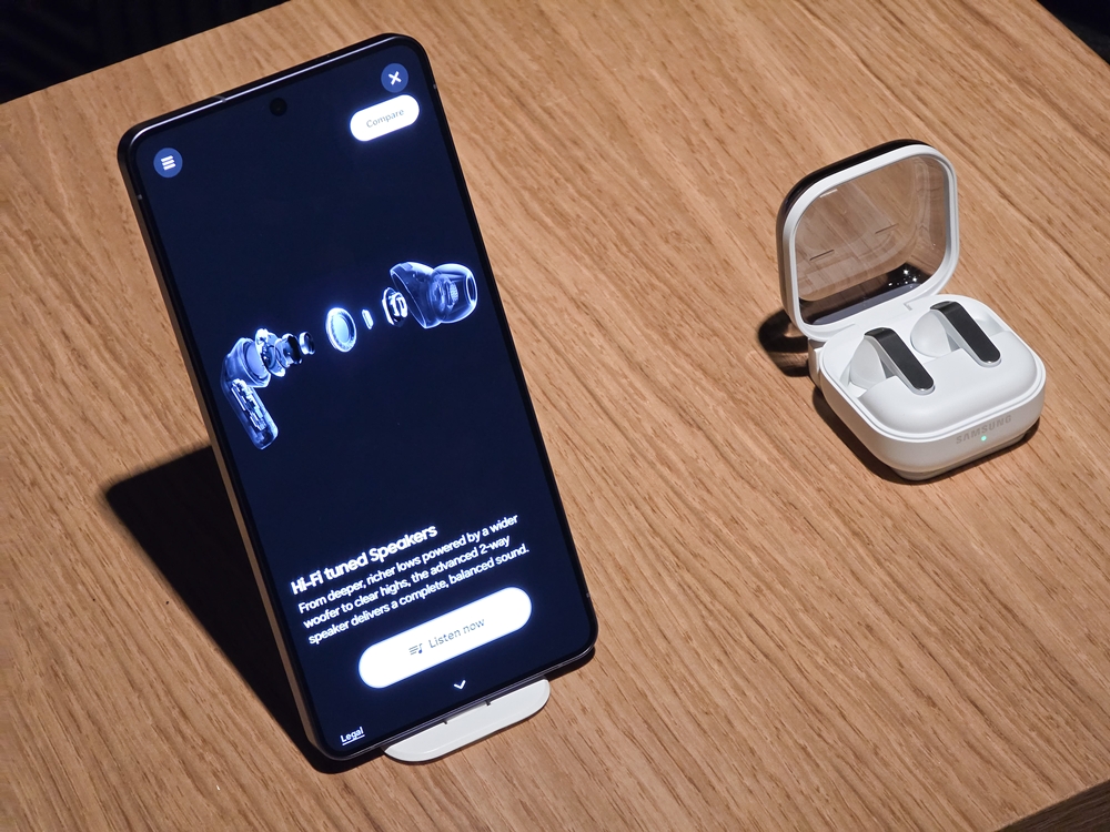 Samsung Galaxy Buds4 series display at MWC 2026 Barcelona booth